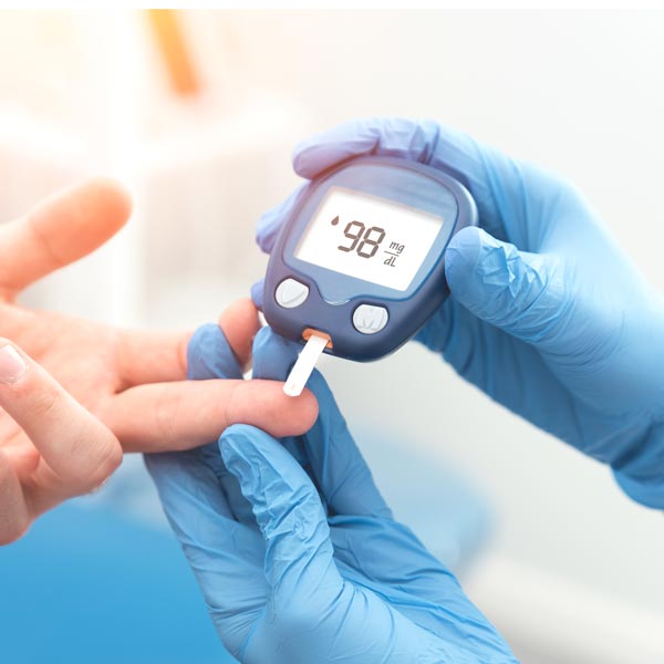checking blood sugar level