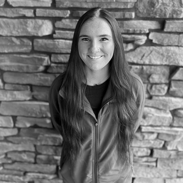Morgan-Chiropractic-Assistant-B&W